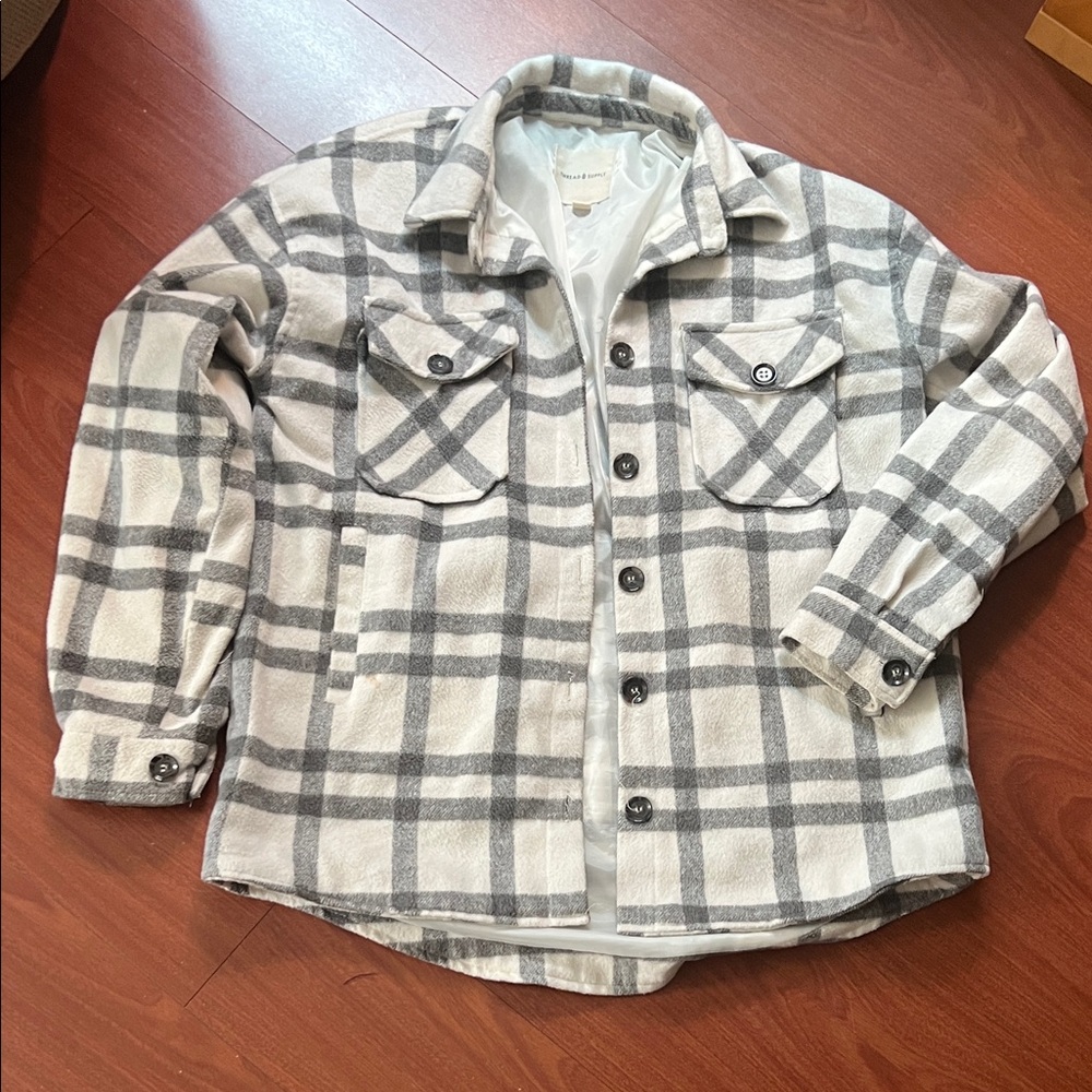 Thread‎ & Supply Cozy Plaid Shacket